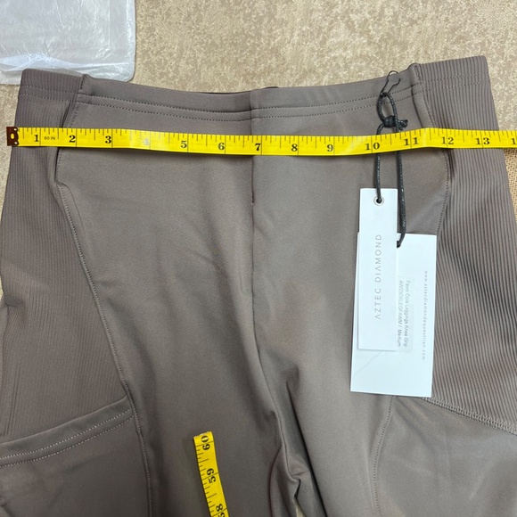 AZTEC DIAMOND FAWN CORE LEGGINGS KNEE CAP NEW - Picture 9 of 14